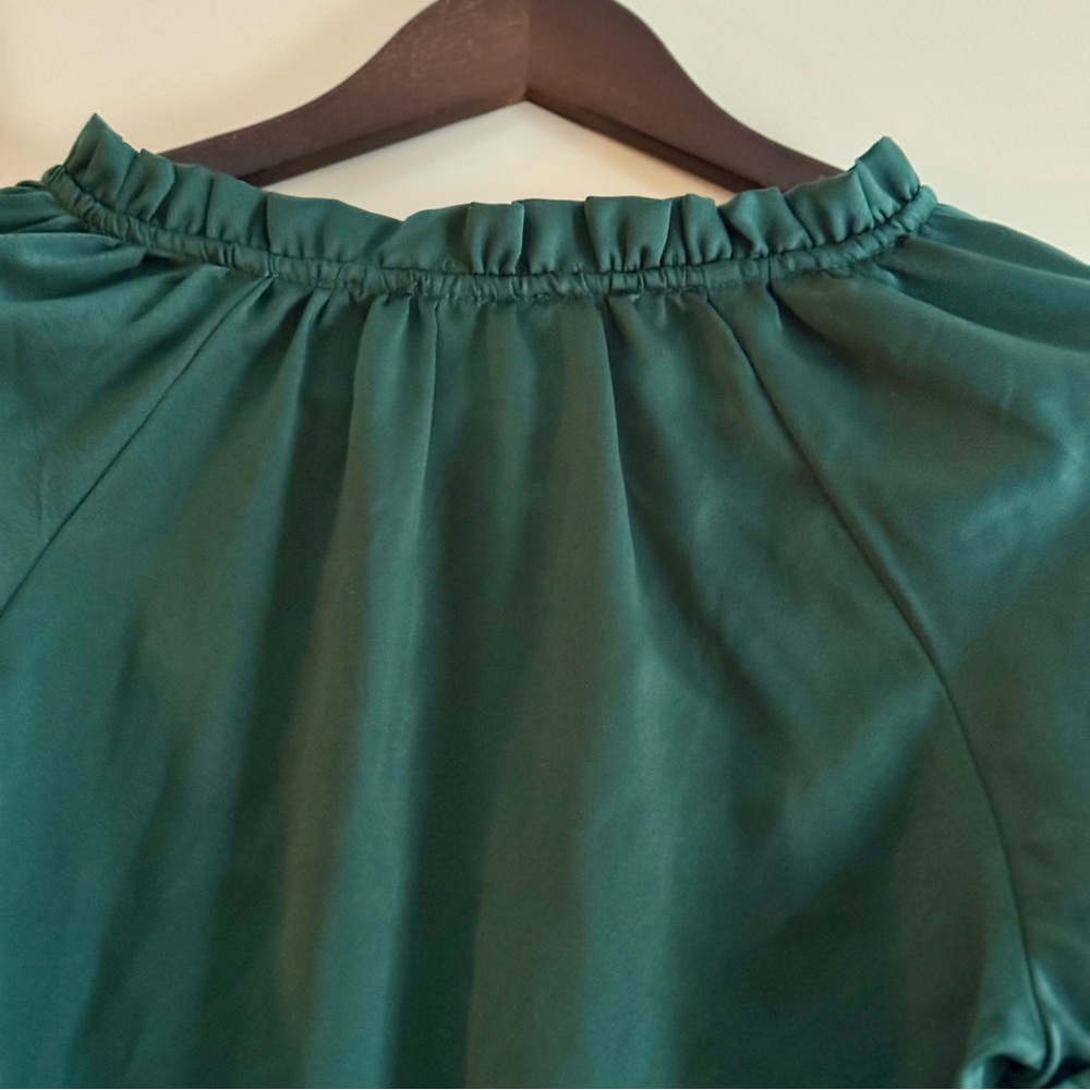 Week& Green Ruffle Sleeve Women's Top - Picture 6 of 11